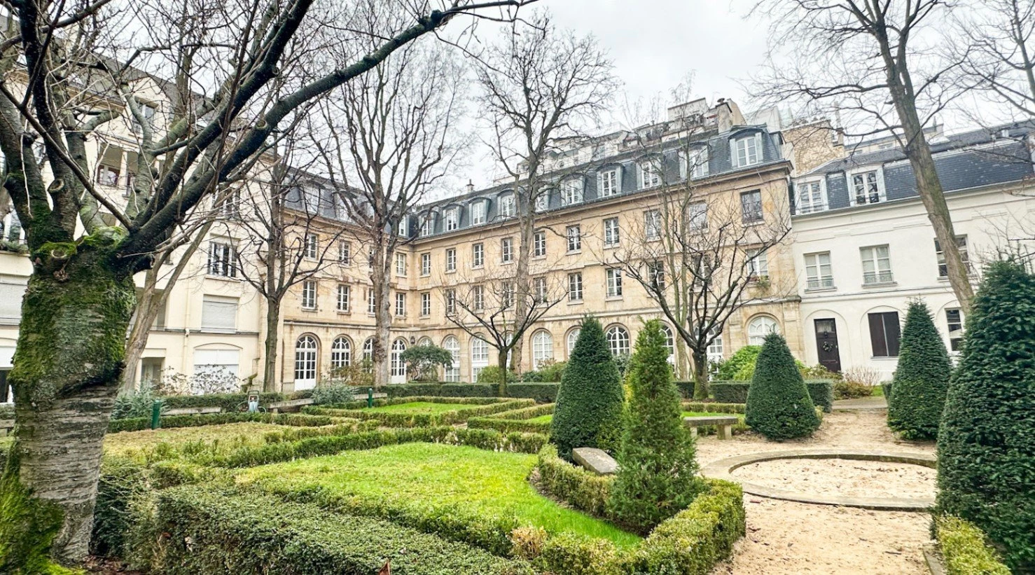 Contactez votre agence Guy Hoquet la plus proche pour trouver le bien immobilier de vos rêves